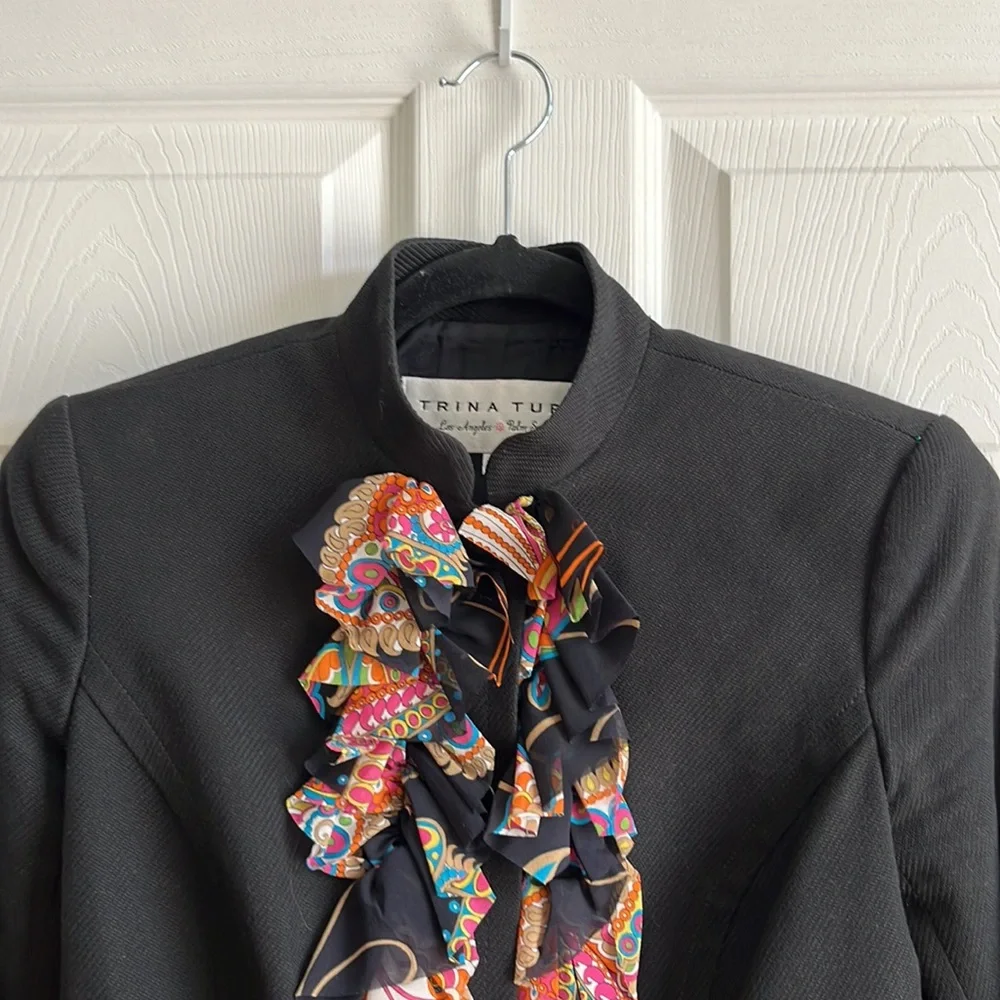 Trina Turk Black Blazer Jacket‎ with Silk Trim / SZ 2